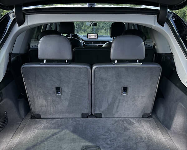 Черный Ауди Ку 7, объемом двигателя 3 л и пробегом 210 тыс. км за 22999 $, фото 59 на Automoto.ua