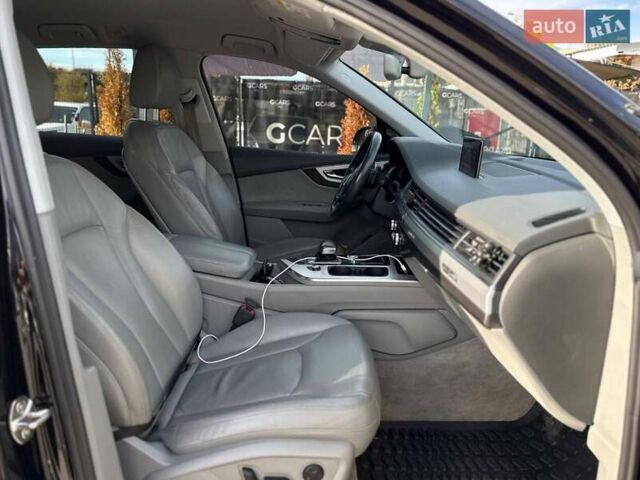 Ауді Ку 7 2016 у Києві на Automoto.ua Чорний Ауді Ку 7, об'ємом двигуна 2.97 л та пробігом 238 тис. км за 33700 $, фото 35 на Automoto.ua