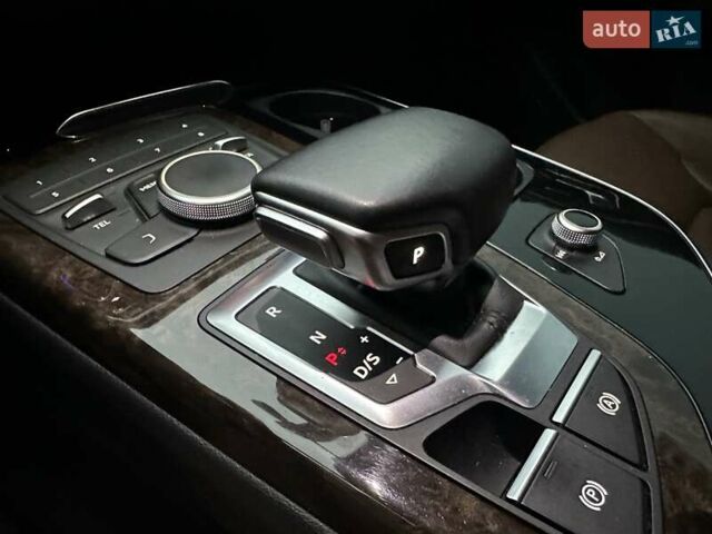 Черный Ауди Ку 7, объемом двигателя 3 л и пробегом 247 тыс. км за 28750 $, фото 97 на Automoto.ua