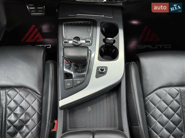 Черный Ауди Ку 7, объемом двигателя 2.97 л и пробегом 199 тыс. км за 32900 $, фото 27 на Automoto.ua