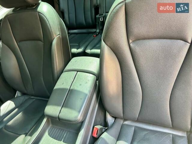 Черный Ауди Ку 7, объемом двигателя 3 л и пробегом 202 тыс. км за 35000 $, фото 36 на Automoto.ua