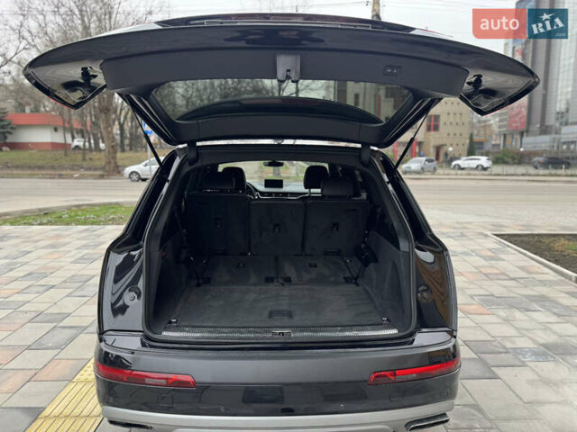 Черный Ауди Ку 7, объемом двигателя 3 л и пробегом 200 тыс. км за 29999 $, фото 25 на Automoto.ua