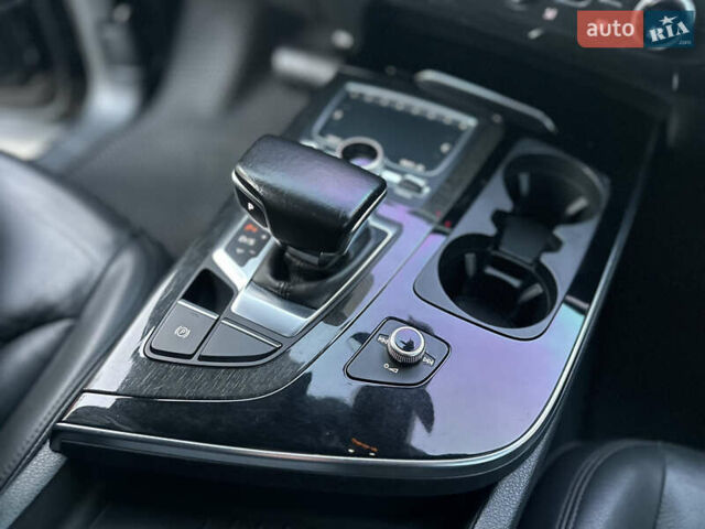 Черный Ауди Ку 7, объемом двигателя 3 л и пробегом 203 тыс. км за 24500 $, фото 57 на Automoto.ua