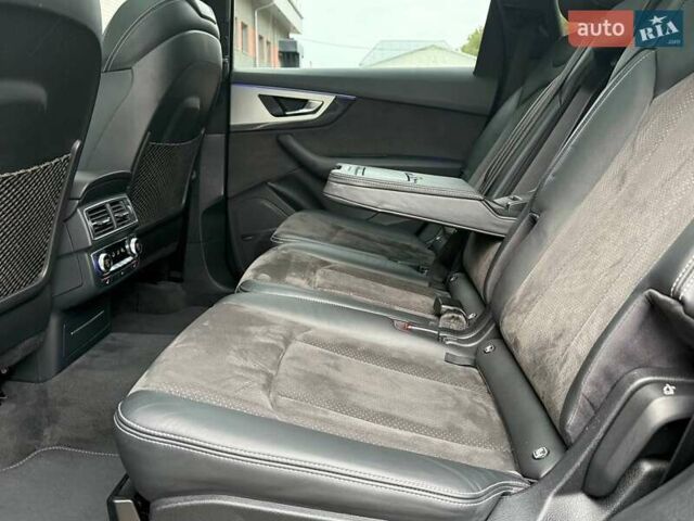Ауди Ку 7 2017 в Ровно на Automoto.ua Черный Ауди Ку 7, объемом двигателя 2.97 л и пробегом 99 тыс. км за 40999 $, фото 70 на Automoto.ua