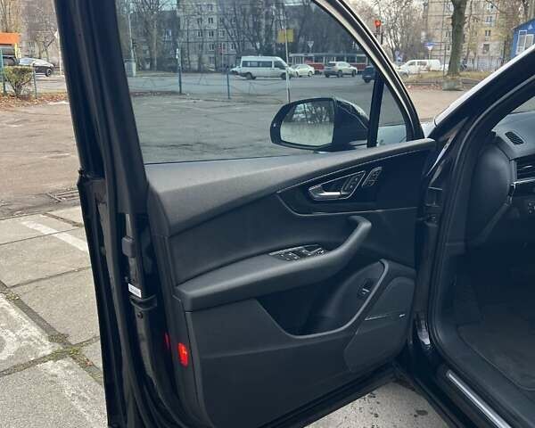 Черный Ауди Ку 7, объемом двигателя 1.98 л и пробегом 137 тыс. км за 28300 $, фото 14 на Automoto.ua