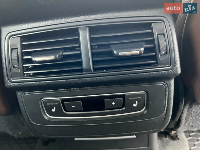 Ауді Ку 7 2017 у Луцьку на Automoto.ua Чорний Ауді Ку 7, об'ємом двигуна 2 л та пробігом 328 тис. км за 19300 $, фото 35 на Automoto.ua