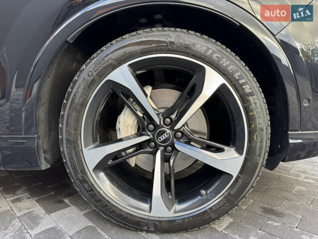 Ауди Ку 7 2017 в Киеве на Automoto.ua Черный Ауди Ку 7, объемом двигателя 3 л и пробегом 140 тыс. км за 47799 $, фото 34 на Automoto.ua