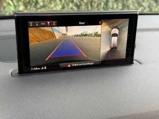 Черный Ауди Ку 7, объемом двигателя 3 л и пробегом 44 тыс. км за 7600 $, фото 7 на Automoto.ua