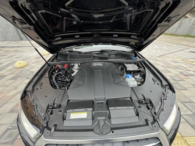 Черный Ауди Ку 7, объемом двигателя 3 л и пробегом 200 тыс. км за 27999 $, фото 20 на Automoto.ua