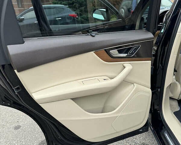 Черный Ауди Ку 7, объемом двигателя 3 л и пробегом 110 тыс. км за 25200 $, фото 20 на Automoto.ua