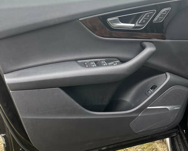 Черный Ауди Ку 7, объемом двигателя 3 л и пробегом 192 тыс. км за 24600 $, фото 20 на Automoto.ua