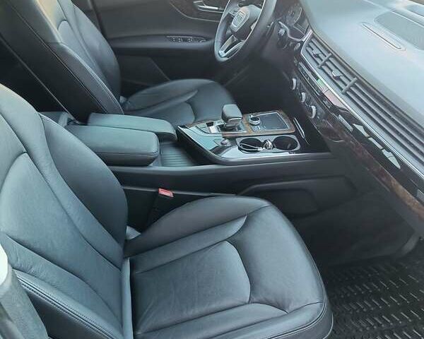 Чорний Ауді Ку 7, об'ємом двигуна 3 л та пробігом 198 тис. км за 22500 $, фото 10 на Automoto.ua