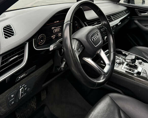 Чорний Ауді Ку 7, об'ємом двигуна 3 л та пробігом 167 тис. км за 25950 $, фото 22 на Automoto.ua