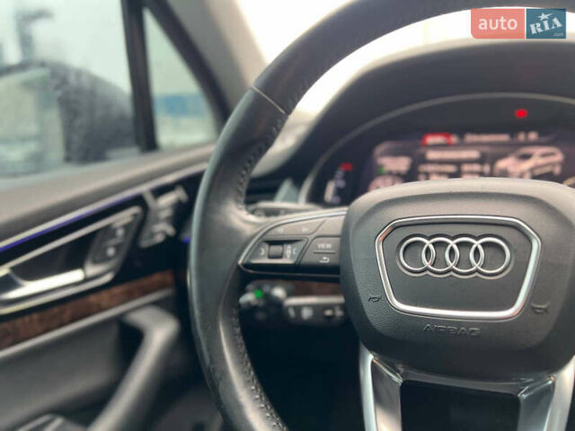 Черный Ауди Ку 7, объемом двигателя 3 л и пробегом 144 тыс. км за 31500 $, фото 6 на Automoto.ua