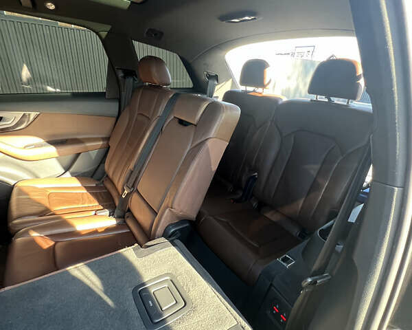 Черный Ауди Ку 7, объемом двигателя 1.98 л и пробегом 265 тыс. км за 23600 $, фото 16 на Automoto.ua