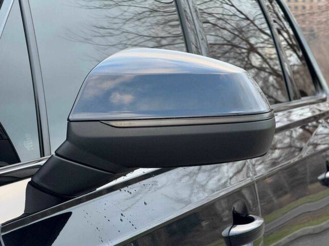 Чорний Ауді Ку 7, об'ємом двигуна 0 л та пробігом 130 тис. км за 22000 $, фото 5 на Automoto.ua