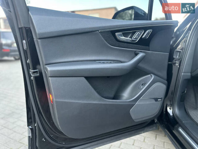 Черный Ауди Ку 7, объемом двигателя 3 л и пробегом 203 тыс. км за 24500 $, фото 48 на Automoto.ua