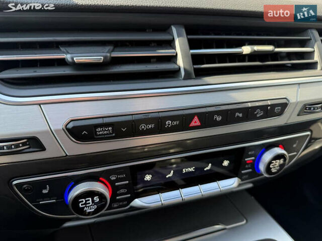 Черный Ауди Ку 7, объемом двигателя 2.97 л и пробегом 195 тыс. км за 42000 $, фото 18 на Automoto.ua