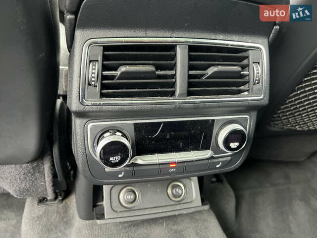 Чорний Ауді Ку 7, об'ємом двигуна 3 л та пробігом 212 тис. км за 16800 $, фото 14 на Automoto.ua