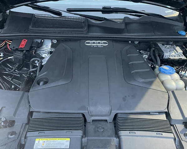 Черный Ауди Ку 7, объемом двигателя 2 л и пробегом 299 тыс. км за 21999 $, фото 37 на Automoto.ua