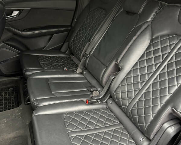 Черный Ауди Ку 7, объемом двигателя 2.97 л и пробегом 276 тыс. км за 32000 $, фото 12 на Automoto.ua