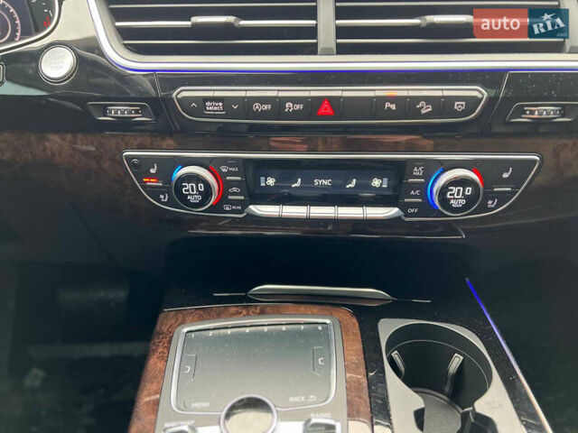 Черный Ауди Ку 7, объемом двигателя 3 л и пробегом 144 тыс. км за 31500 $, фото 12 на Automoto.ua