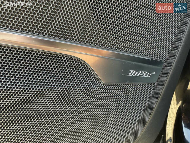 Черный Ауди Ку 7, объемом двигателя 2.97 л и пробегом 195 тыс. км за 42000 $, фото 15 на Automoto.ua