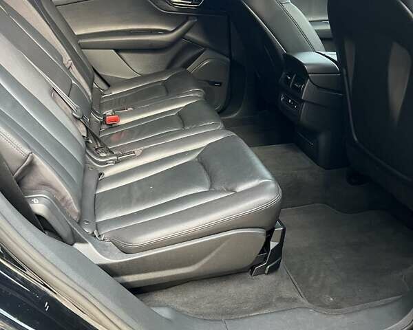 Черный Ауди Ку 7, объемом двигателя 1.98 л и пробегом 137 тыс. км за 28300 $, фото 12 на Automoto.ua