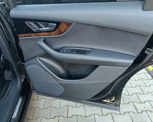 Чорний Ауді Ку 7, об'ємом двигуна 3 л та пробігом 198 тис. км за 22500 $, фото 18 на Automoto.ua