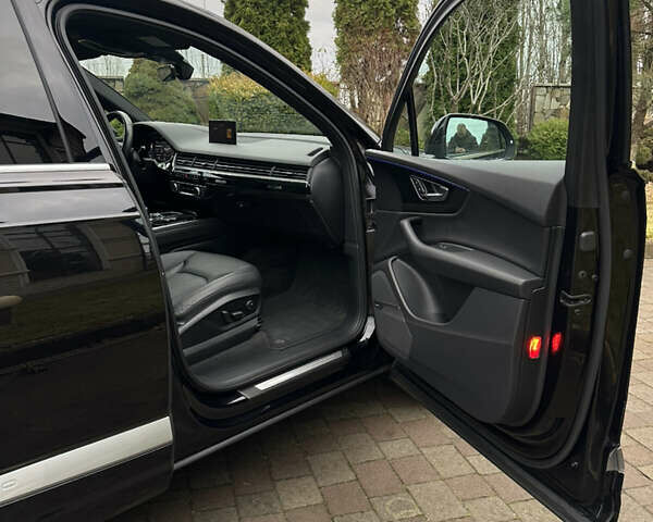 Чорний Ауді Ку 7, об'ємом двигуна 3 л та пробігом 126 тис. км за 29000 $, фото 86 на Automoto.ua