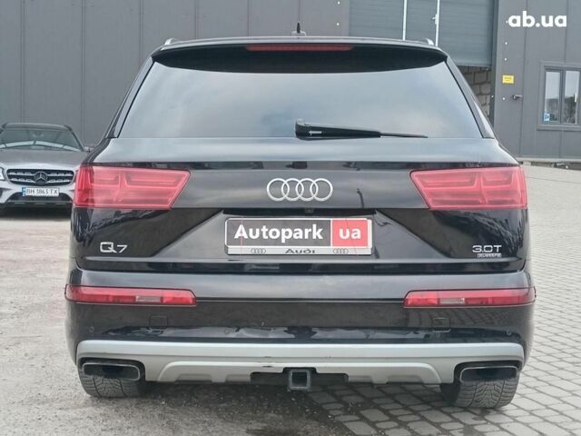 Черный Ауди Ку 7, объемом двигателя 3 л и пробегом 250 тыс. км за 25140 $, фото 6 на Automoto.ua