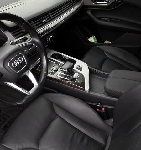 Чорний Ауді Ку 7, об'ємом двигуна 1.98 л та пробігом 196 тис. км за 23700 $, фото 2 на Automoto.ua