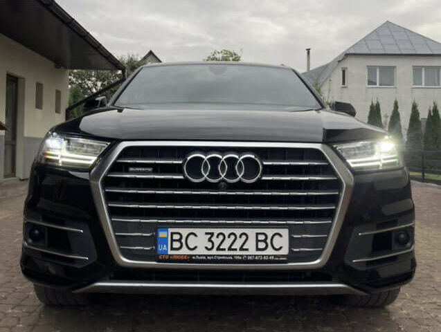 Черный Ауди Ку 7, объемом двигателя 3 л и пробегом 150 тыс. км за 33950 $, фото 1 на Automoto.ua