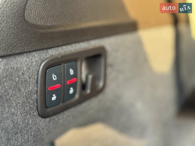 Черный Ауди Ку 7, объемом двигателя 3 л и пробегом 101 тыс. км за 35500 $, фото 18 на Automoto.ua