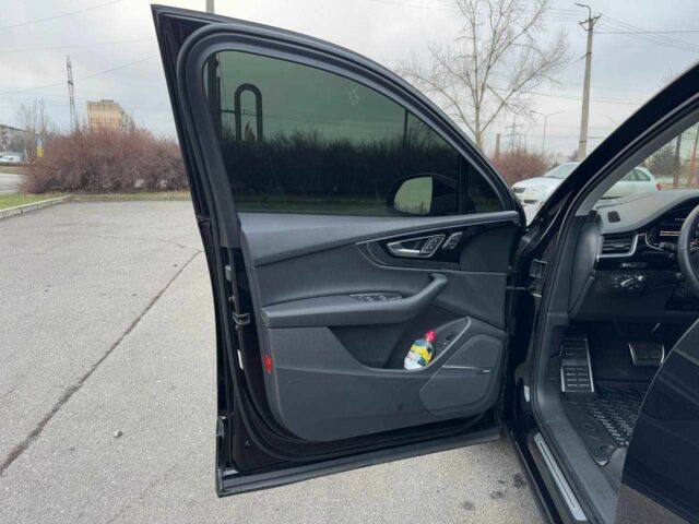 Чорний Ауді Ку 7, об'ємом двигуна 0 л та пробігом 130 тис. км за 22000 $, фото 8 на Automoto.ua