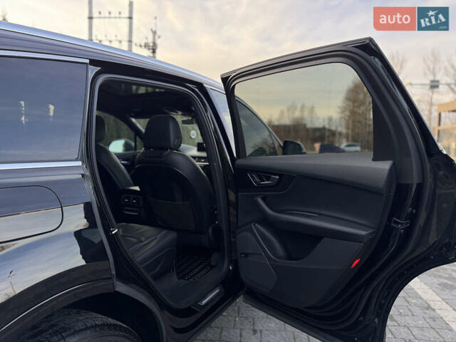 Чорний Ауді Ку 7, об'ємом двигуна 3 л та пробігом 215 тис. км за 22399 $, фото 35 на Automoto.ua