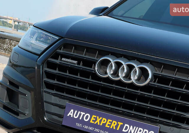 Чорний Ауді Ку 7, об'ємом двигуна 2.97 л та пробігом 250 тис. км за 33500 $, фото 4 на Automoto.ua