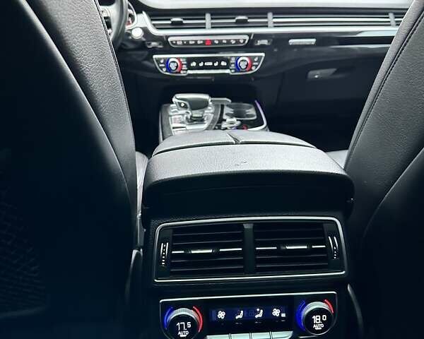 Черный Ауди Ку 7, объемом двигателя 3 л и пробегом 96 тыс. км за 38500 $, фото 30 на Automoto.ua