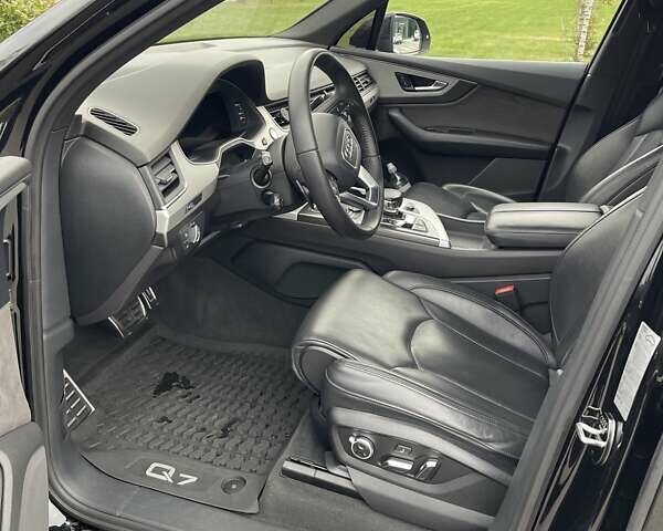 Ауди Ку 7 2017 в Киеве на Automoto.ua Черный Ауди Ку 7, объемом двигателя 2.97 л и пробегом 195 тыс. км за 42900 $, фото 13 на Automoto.ua
