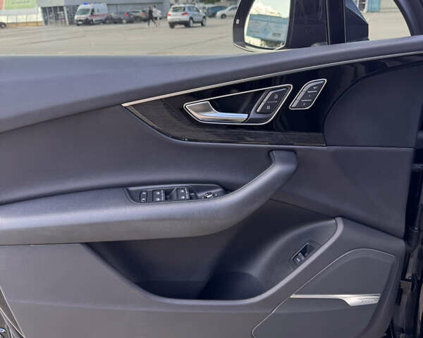 Черный Ауди Ку 7, объемом двигателя 3 л и пробегом 172 тыс. км за 30900 $, фото 11 на Automoto.ua