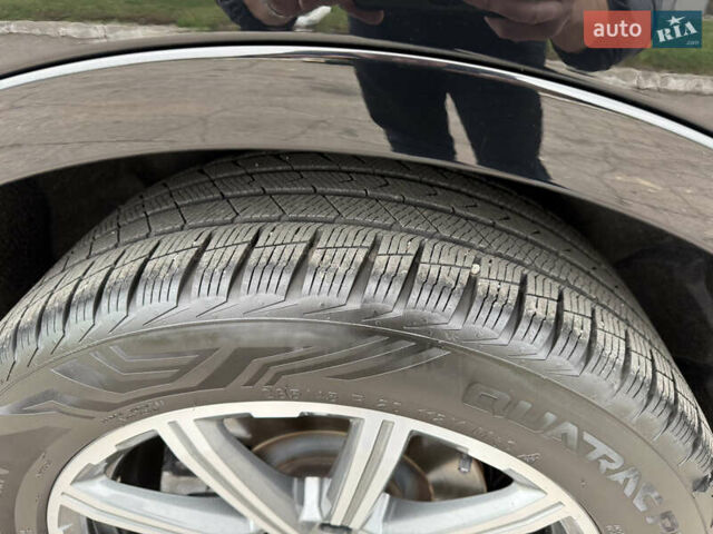 Черный Ауди Ку 7, объемом двигателя 3 л и пробегом 175 тыс. км за 28500 $, фото 41 на Automoto.ua