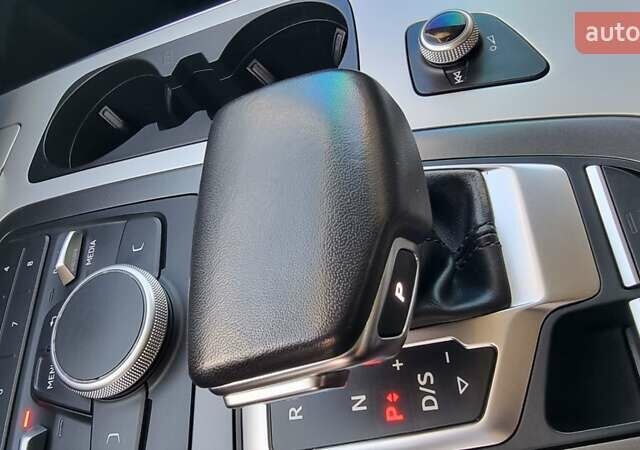 Чорний Ауді Ку 7, об'ємом двигуна 2.97 л та пробігом 187 тис. км за 37500 $, фото 27 на Automoto.ua