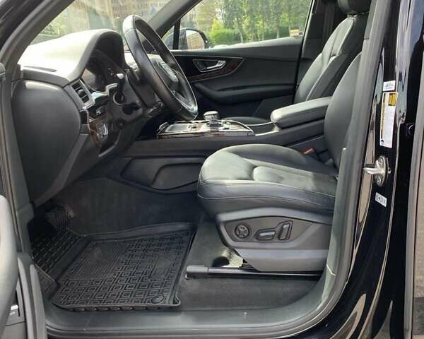 Черный Ауди Ку 7, объемом двигателя 3 л и пробегом 81 тыс. км за 30000 $, фото 10 на Automoto.ua