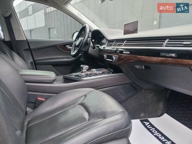 Черный Ауди Ку 7, объемом двигателя 3 л и пробегом 250 тыс. км за 25140 $, фото 12 на Automoto.ua