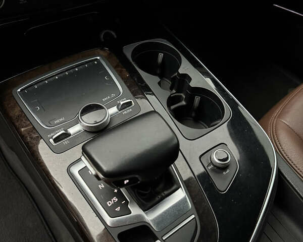 Черный Ауди Ку 7, объемом двигателя 3 л и пробегом 93 тыс. км за 30999 $, фото 13 на Automoto.ua