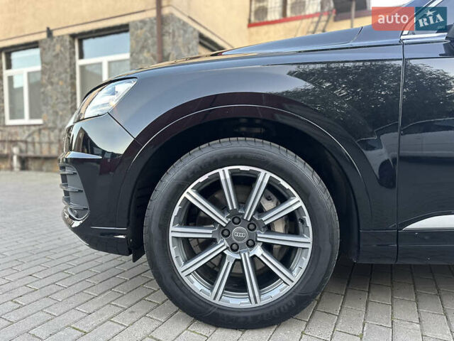 Черный Ауди Ку 7, объемом двигателя 3 л и пробегом 203 тыс. км за 24500 $, фото 3 на Automoto.ua