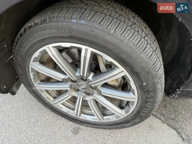 Черный Ауди Ку 7, объемом двигателя 3 л и пробегом 214 тыс. км за 26500 $, фото 2 на Automoto.ua