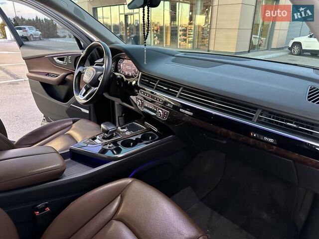 Чорний Ауді Ку 7, об'ємом двигуна 3 л та пробігом 118 тис. км за 33000 $, фото 32 на Automoto.ua