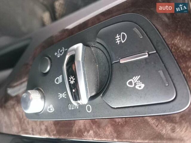 Черный Ауди Ку 7, объемом двигателя 3 л и пробегом 250 тыс. км за 25140 $, фото 25 на Automoto.ua