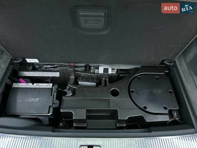 Черный Ауди Ку 7, объемом двигателя 3 л и пробегом 143 тыс. км за 29000 $, фото 42 на Automoto.ua